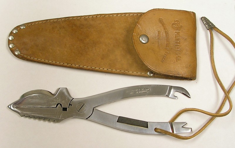 Abercrombie & Fitch Multi-Tool