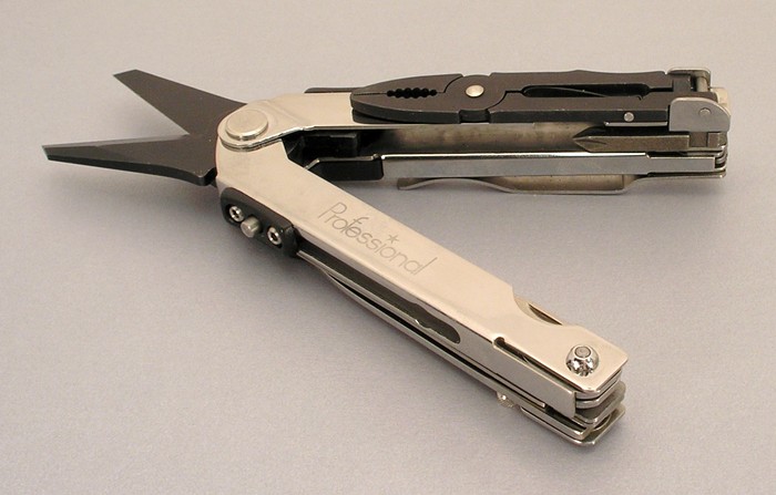 Paul Chen Multi Tool